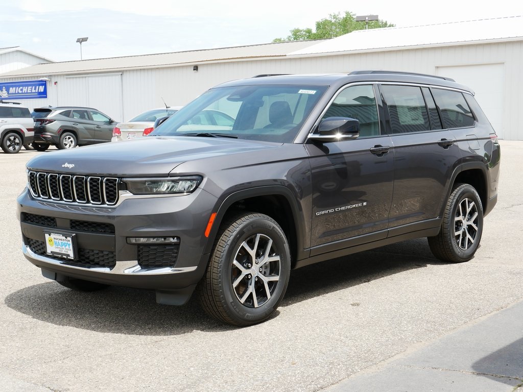 2025 Jeep Grand Cherokee Limited photo 4