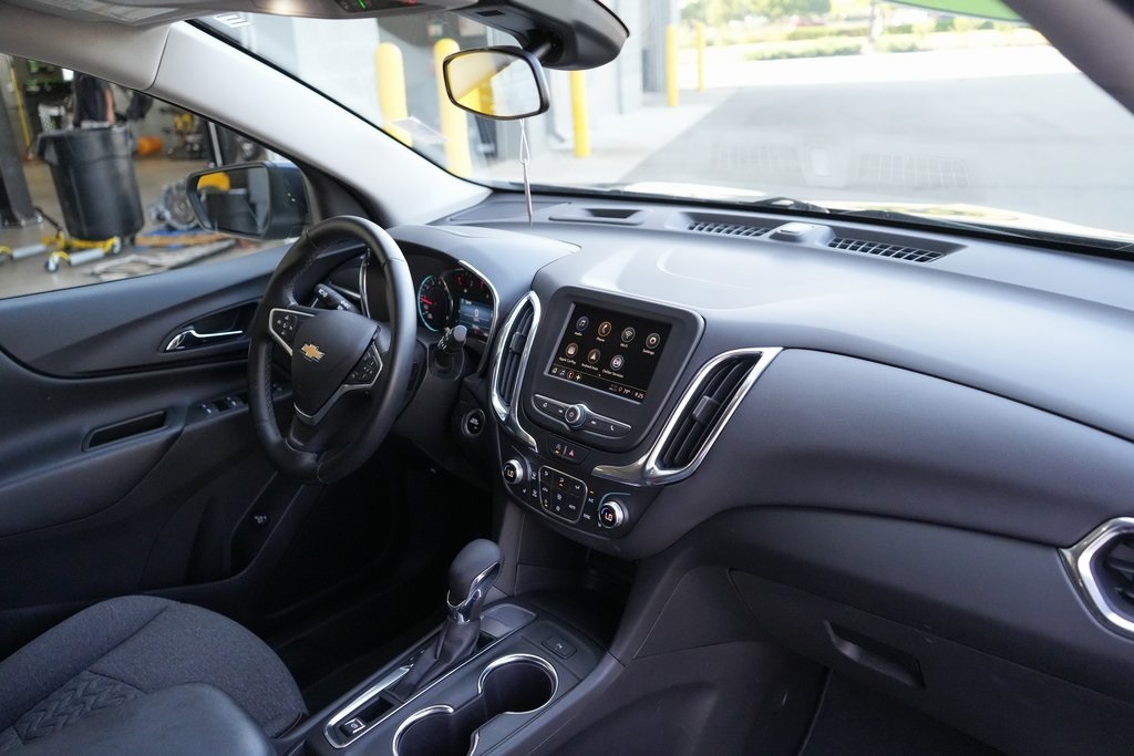 2023 Chevrolet Equinox LT photo 16