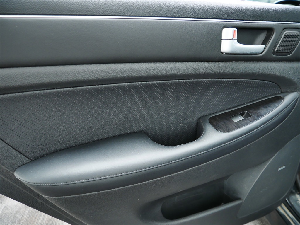 2013 Hyundai Genesis Premium 3.8 5.0 R-Spec photo 13