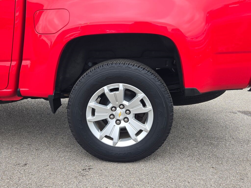 2020 Chevrolet Colorado LT photo 9