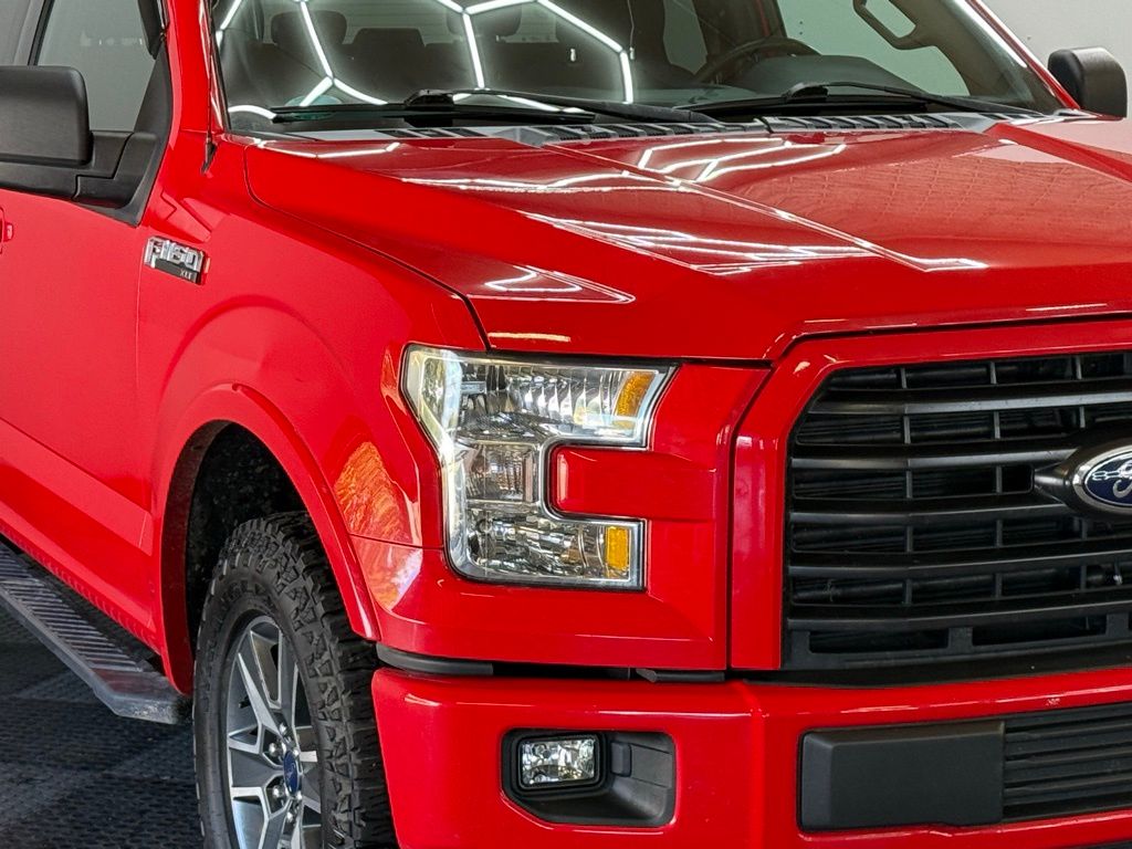 2016 Ford F-150 XLT photo 2