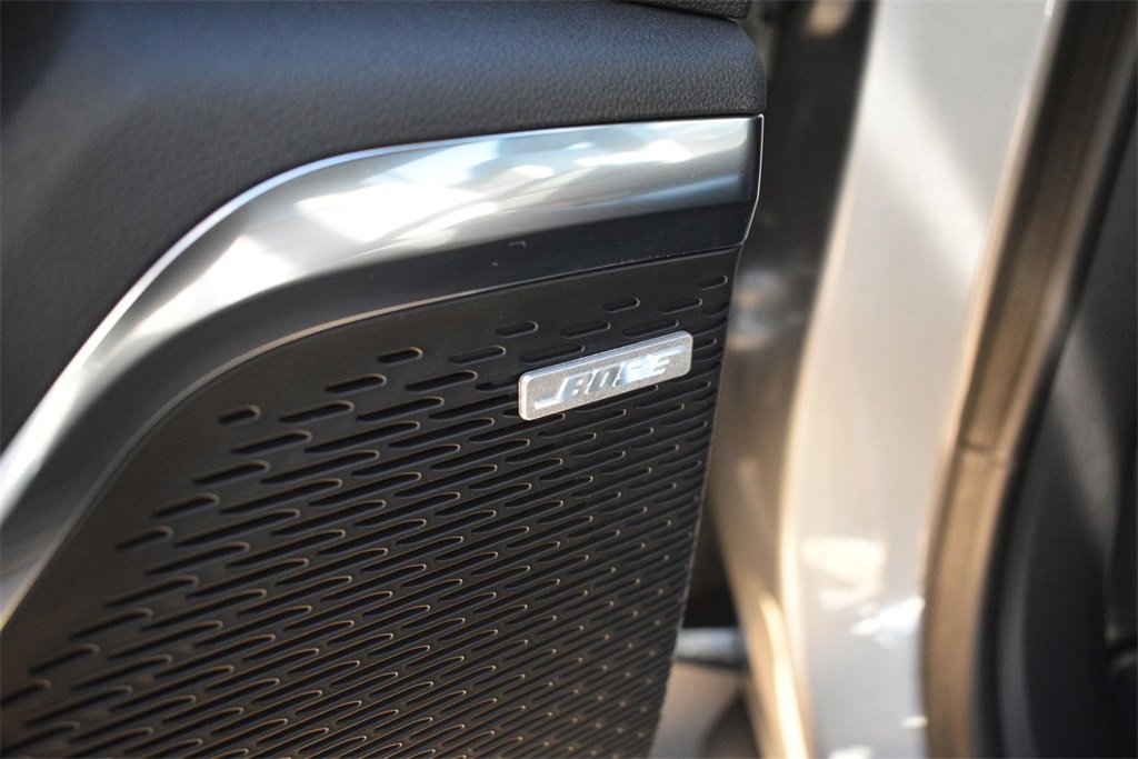 2025 Gmc Acadia Elevation photo 13