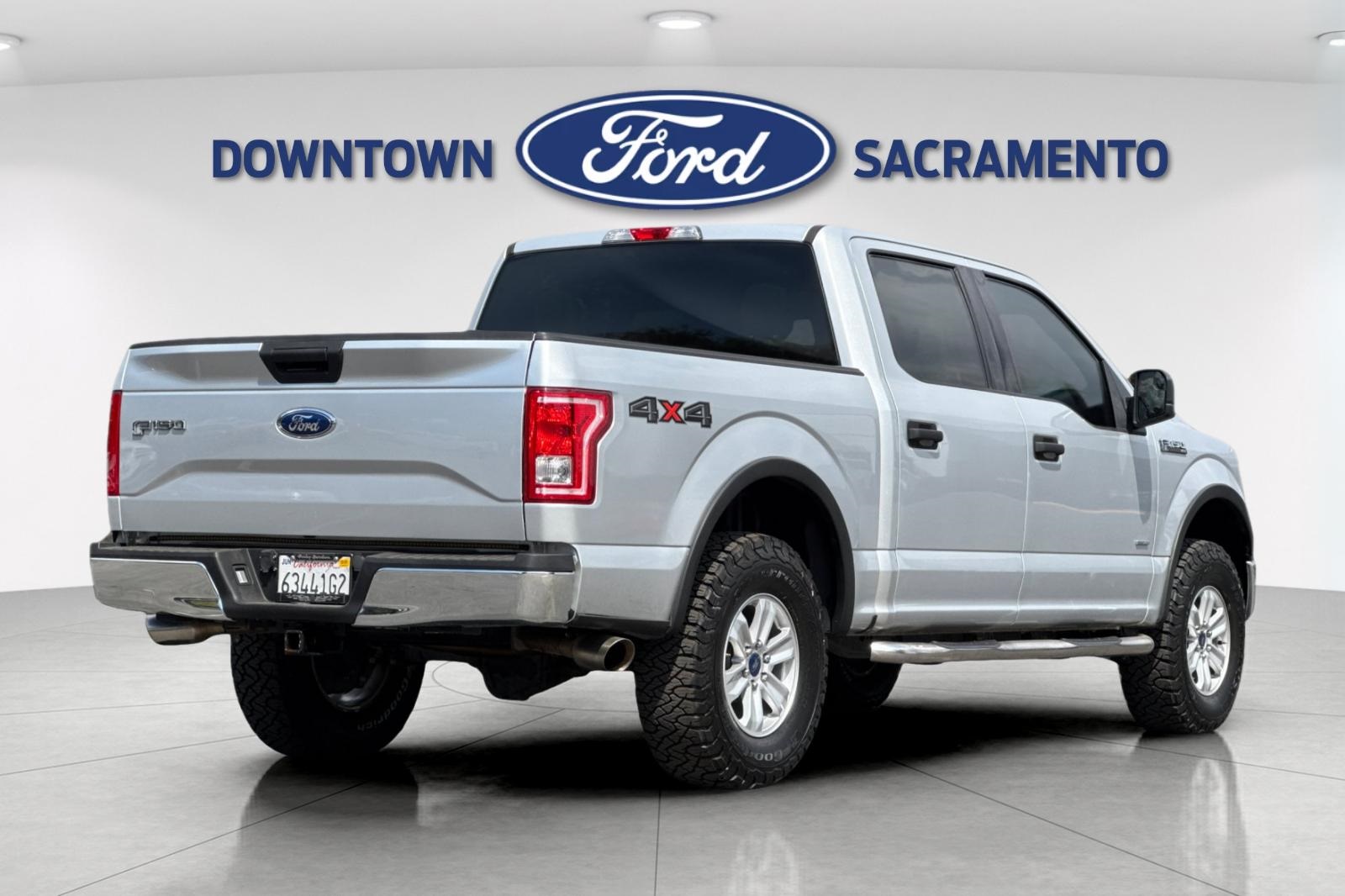 2017 Ford F-150 XLT photo 2
