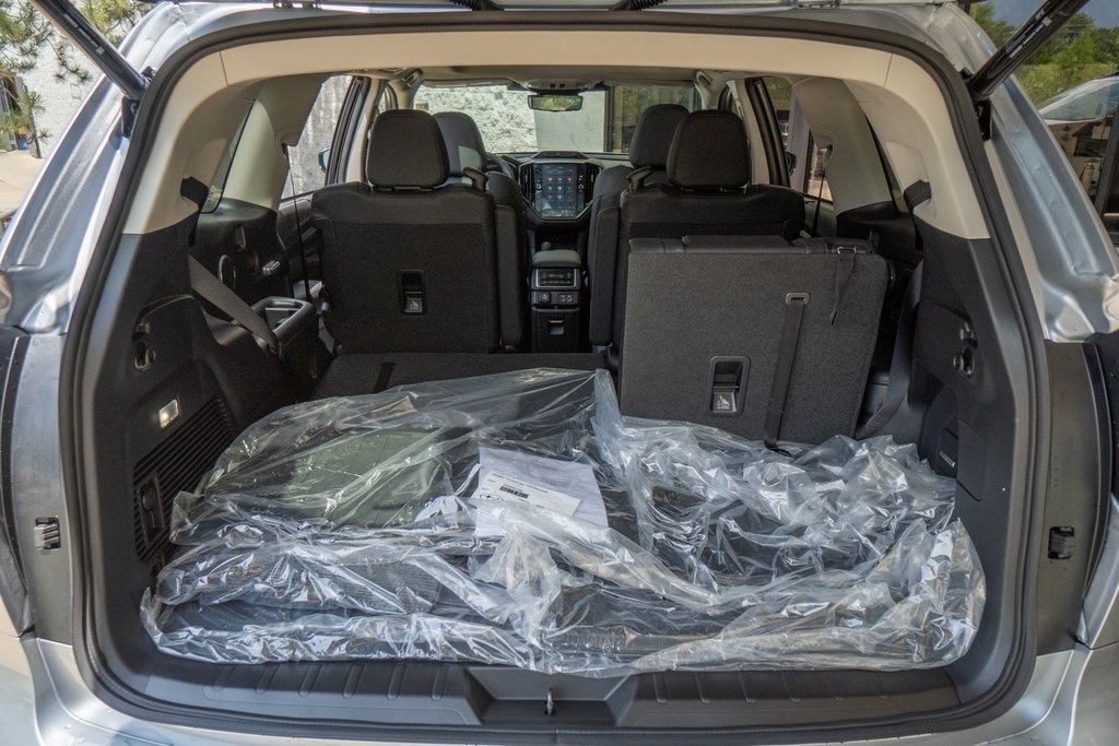 2025 Subaru Ascent Onyx Edition Touring photo 19
