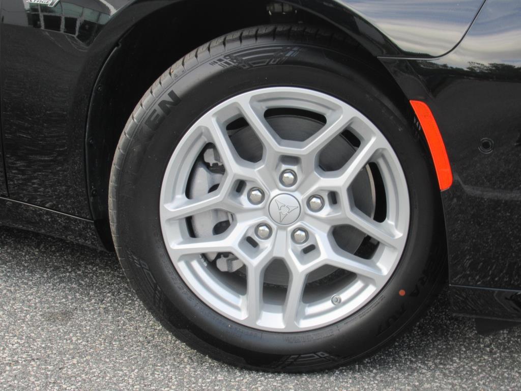 2025 Dodge Charger R/T photo 7