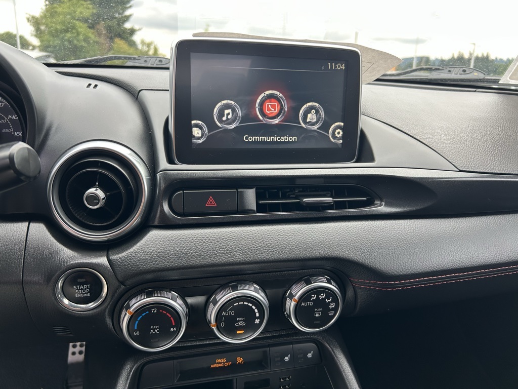 2017 Fiat 124 Spider Abarth photo 16