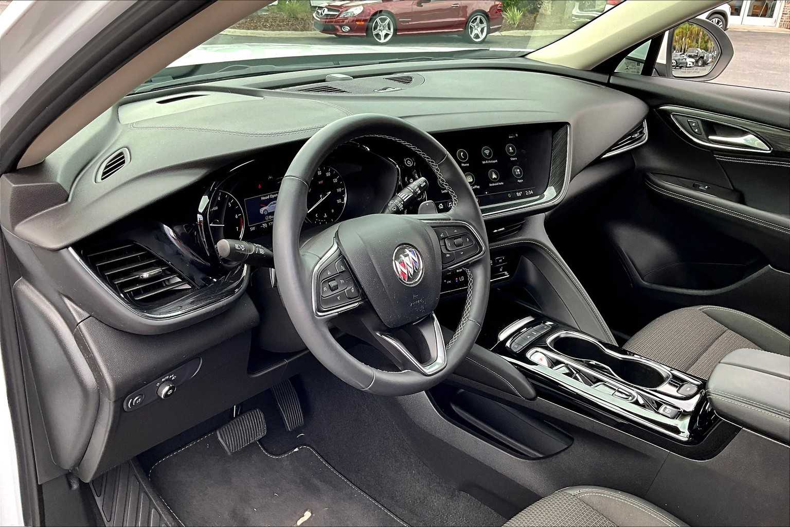 2022 Buick Envision Preferred photo 14