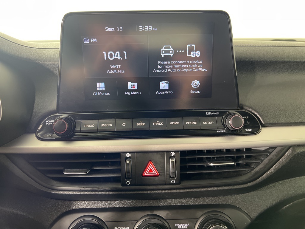 2020 Kia Forte LXS photo 17