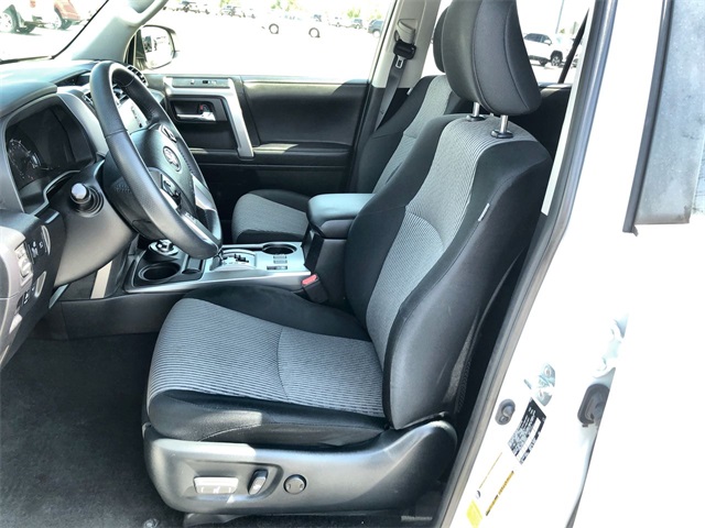 2024 Toyota 4Runner SR5 photo 3