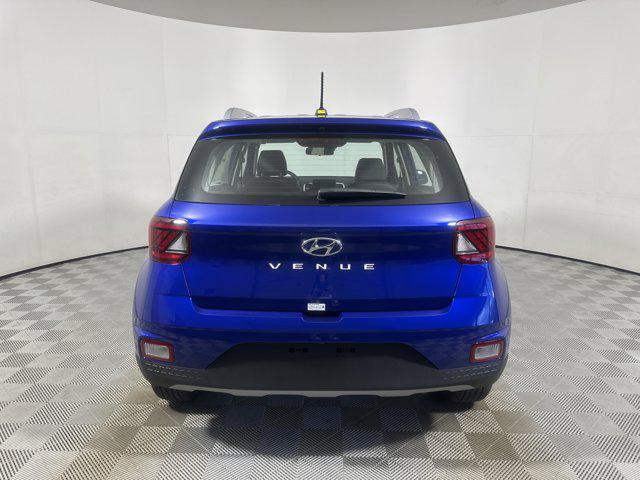 2025 Hyundai Venue Limited photo 6