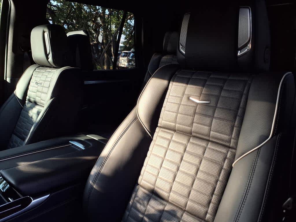 2025 Cadillac Escalade Sport Platinum photo 10