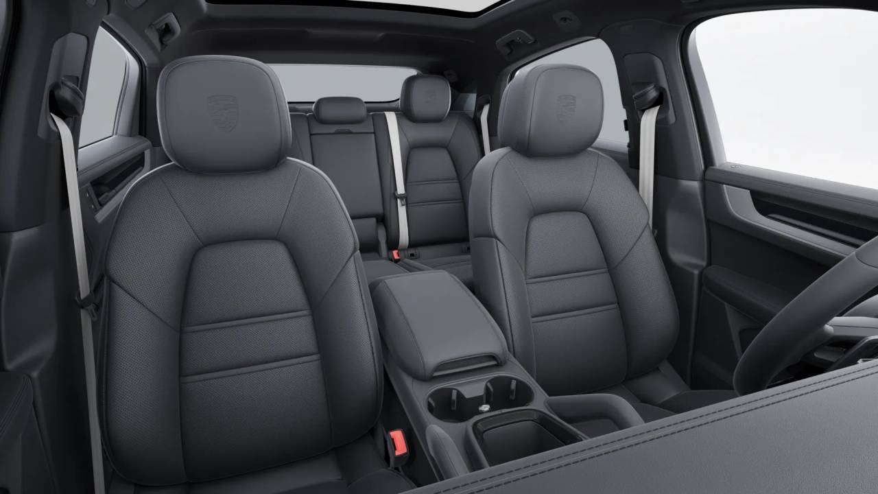 2026 Porsche Cayenne S Coupe photo 9