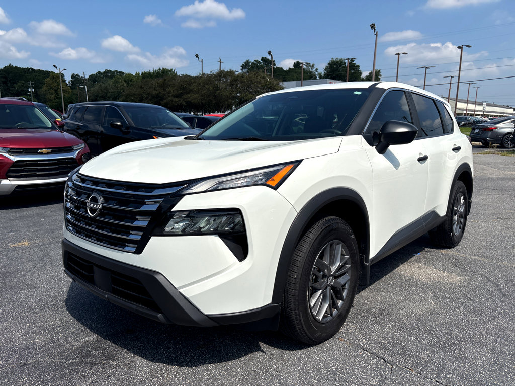 2024 Nissan Rogue S photo 3
