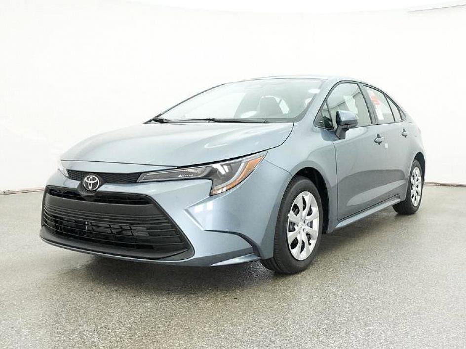 2025 Toyota Corolla LE photo 26