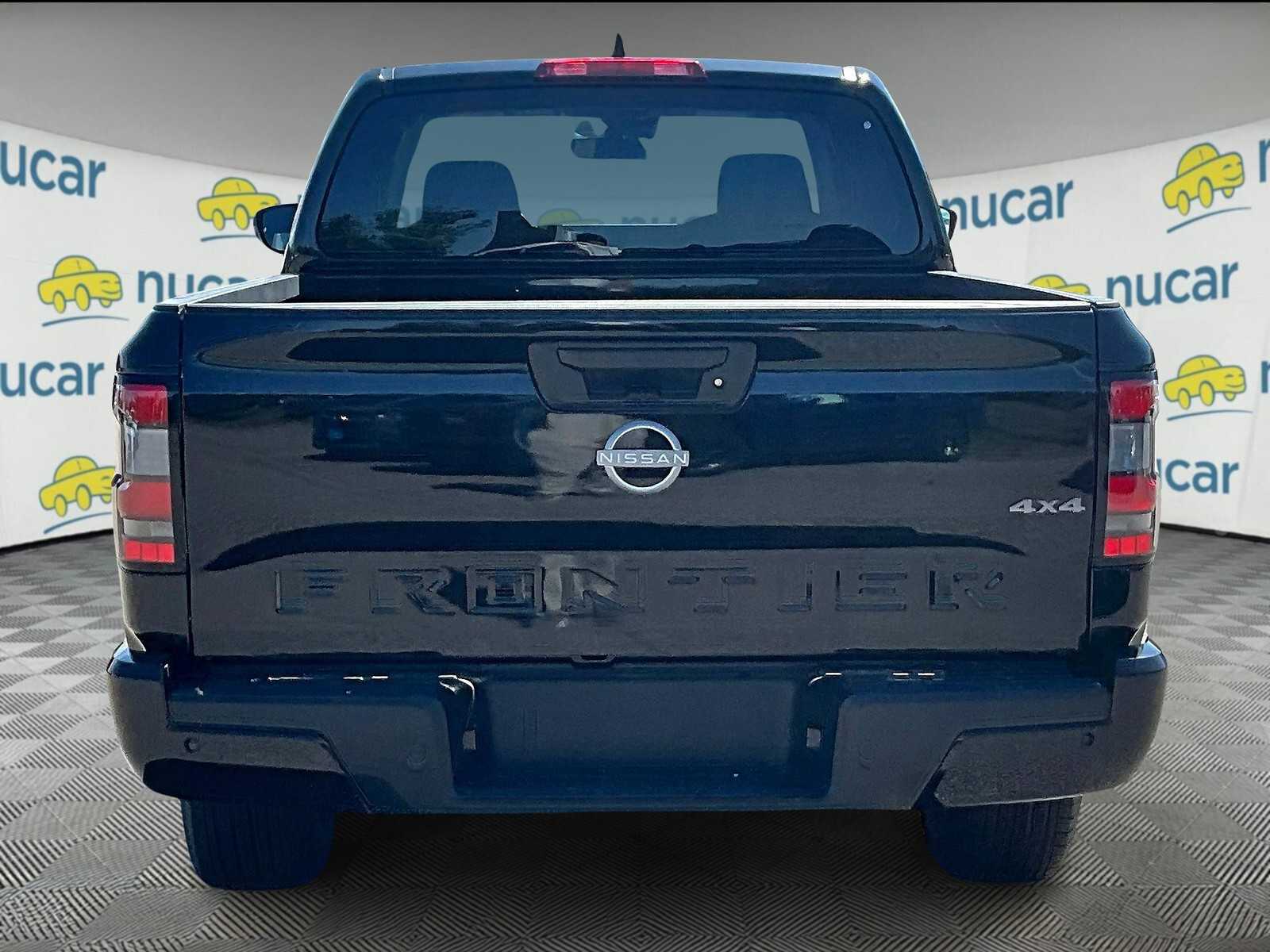 2025 Nissan Frontier SV photo 5