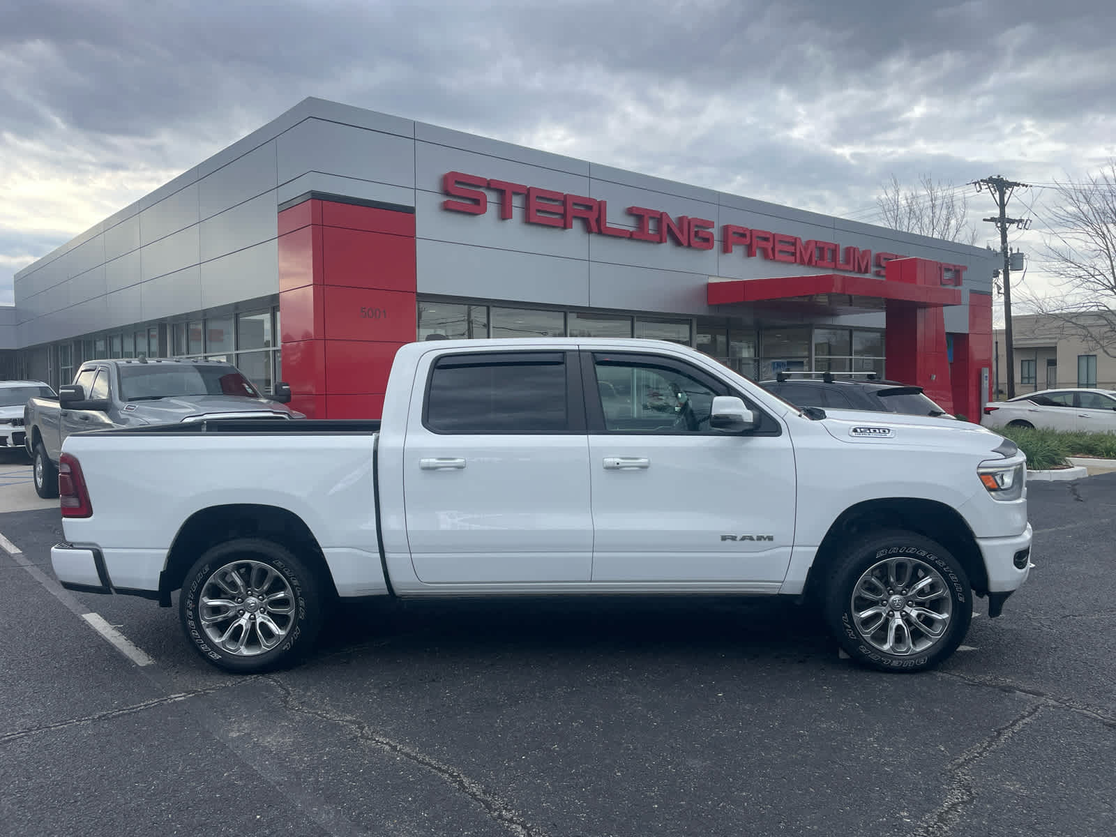2024 RAM Ram 1500 Pickup Laramie's photo