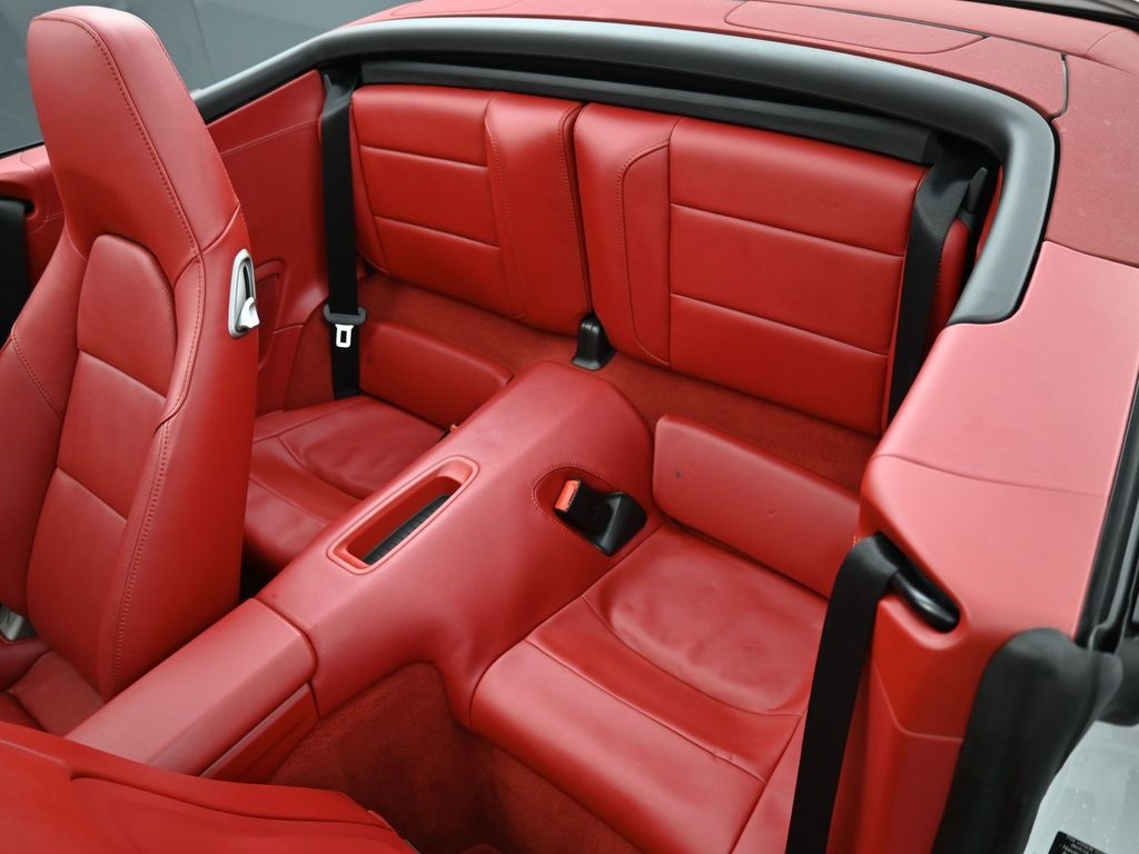2014 Porsche 911 S photo 6