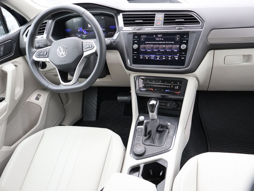 2024 Volkswagen Tiguan SE Wolfsburg Edition photo 11