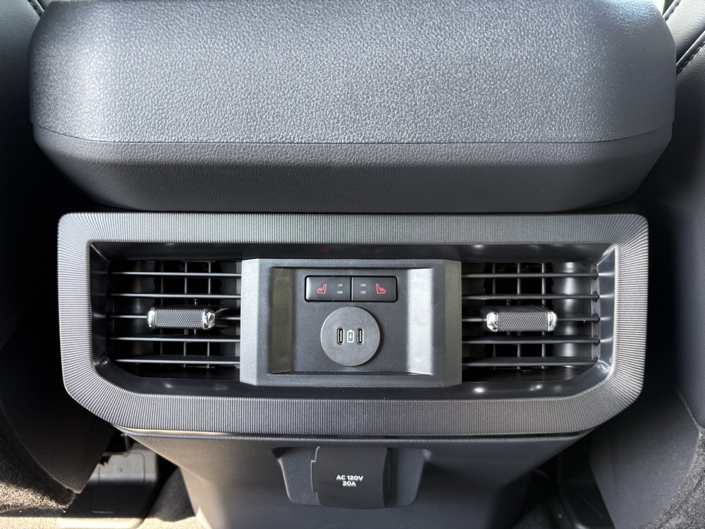 2026 Ford F-350 Platinum photo 22