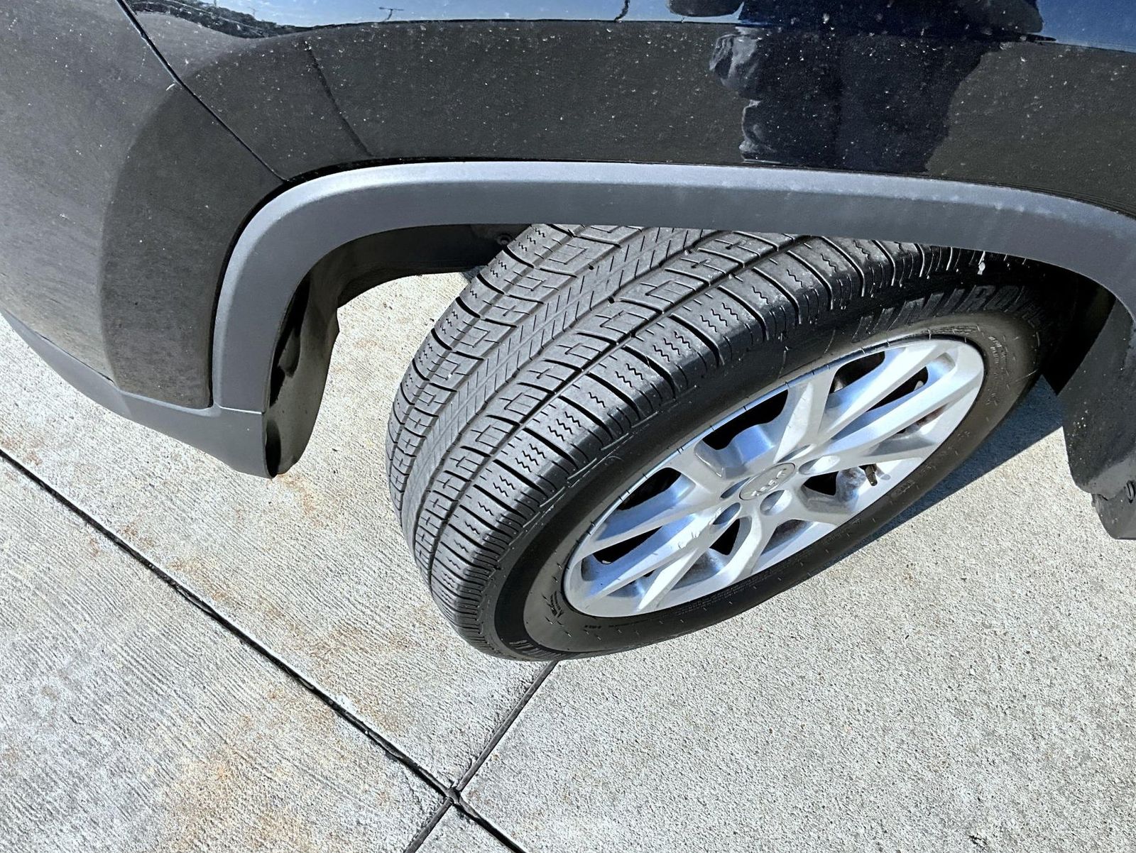 2017 Jeep Cherokee Latitude photo 18