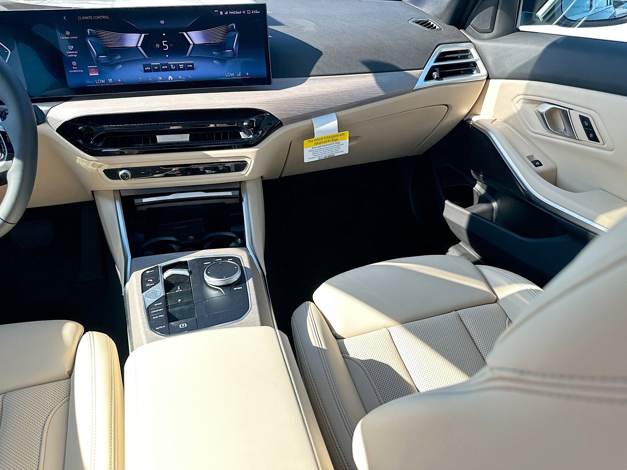 2025 Bmw 330i photo 23