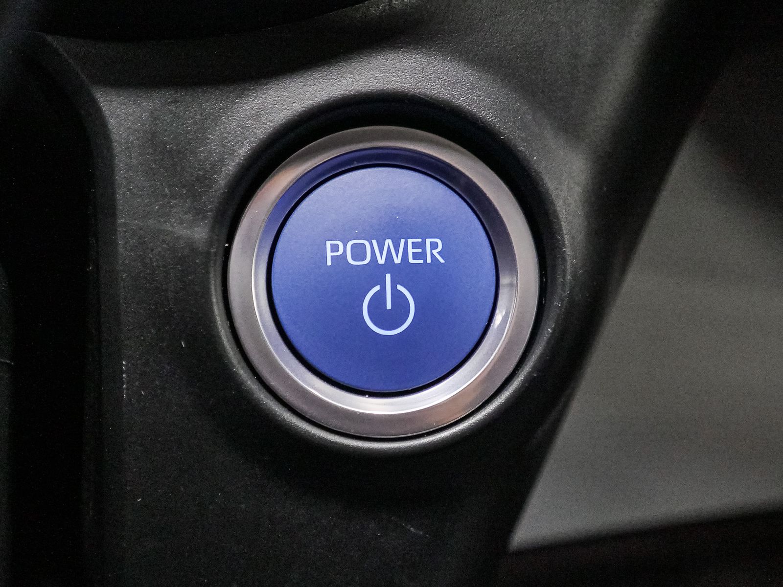 2024 Toyota Sienna XLE photo 39