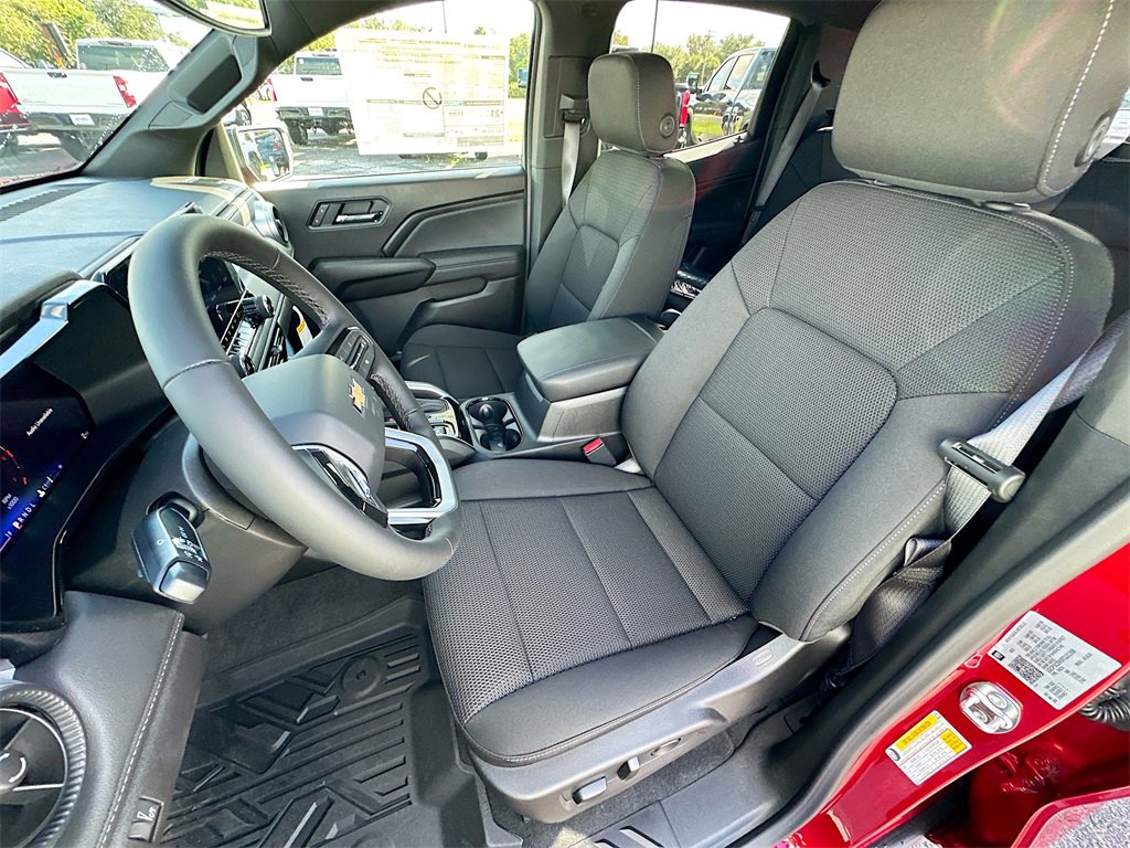 2026 Chevrolet Colorado LT photo 15