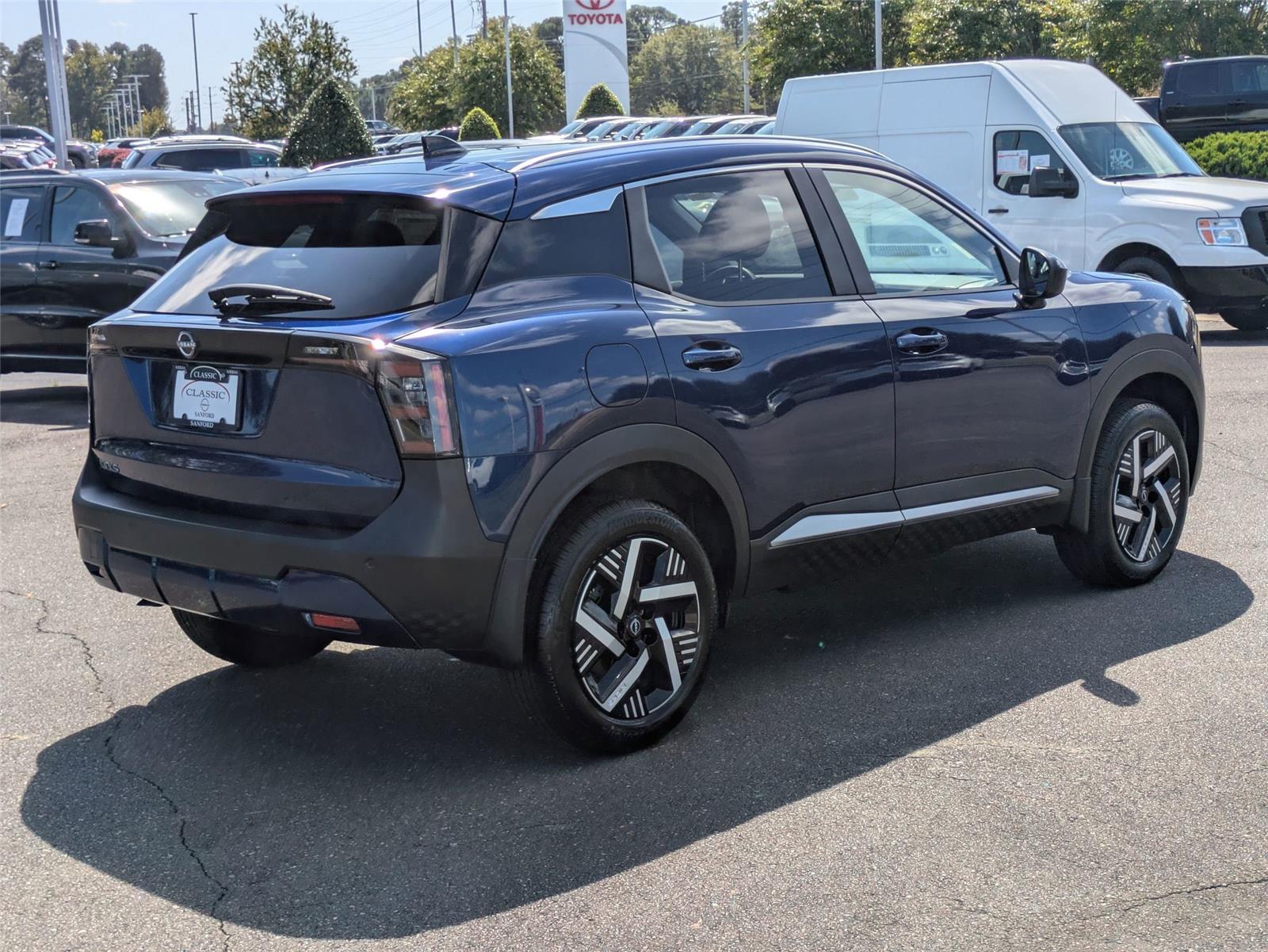 2026 Nissan Kicks SV photo 5