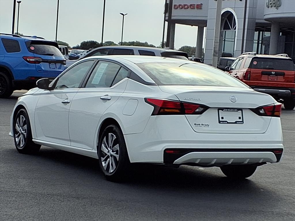 2022 Nissan Altima 2.5 S photo 12