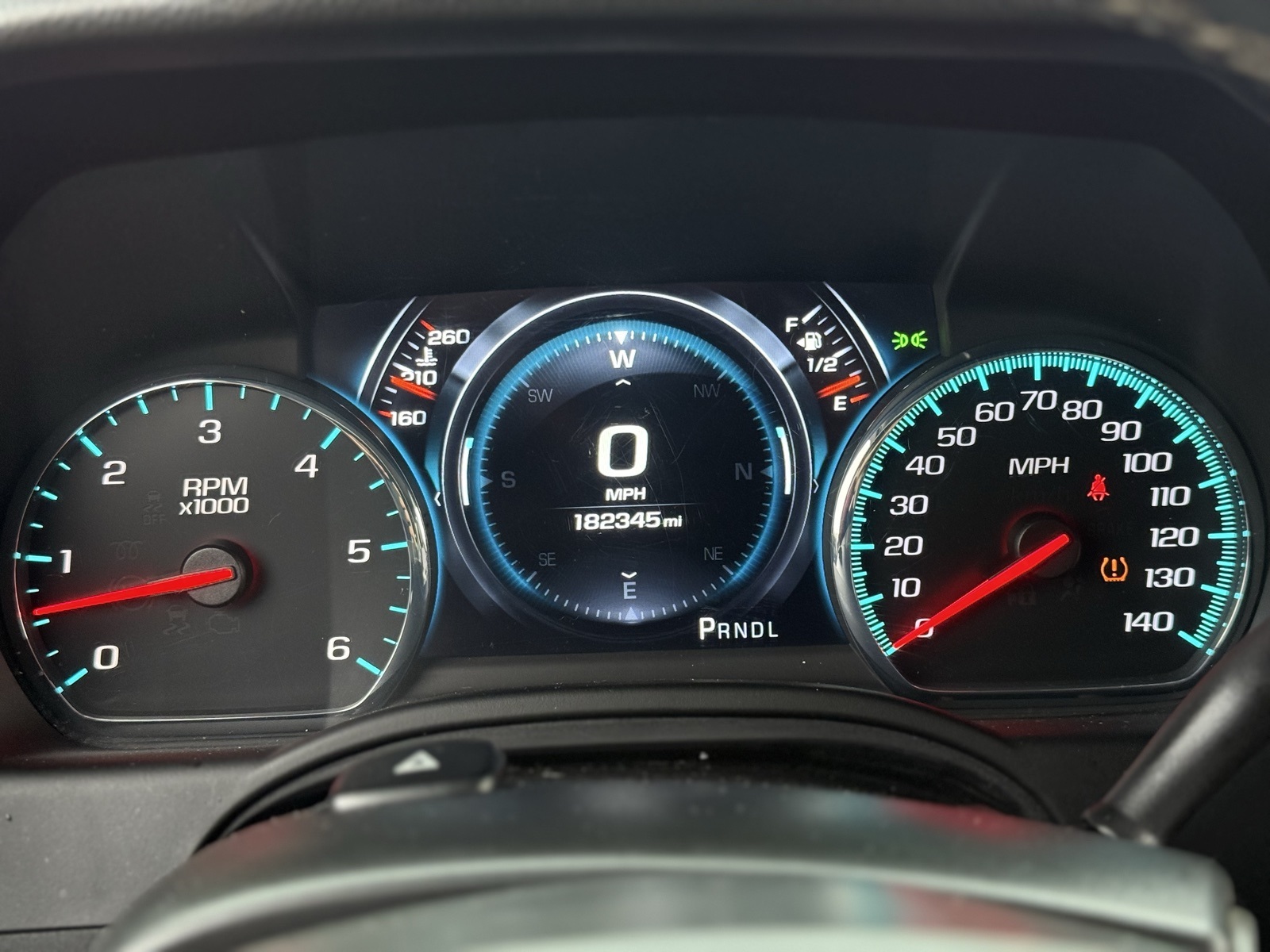 2017 Chevrolet Tahoe LT photo 25