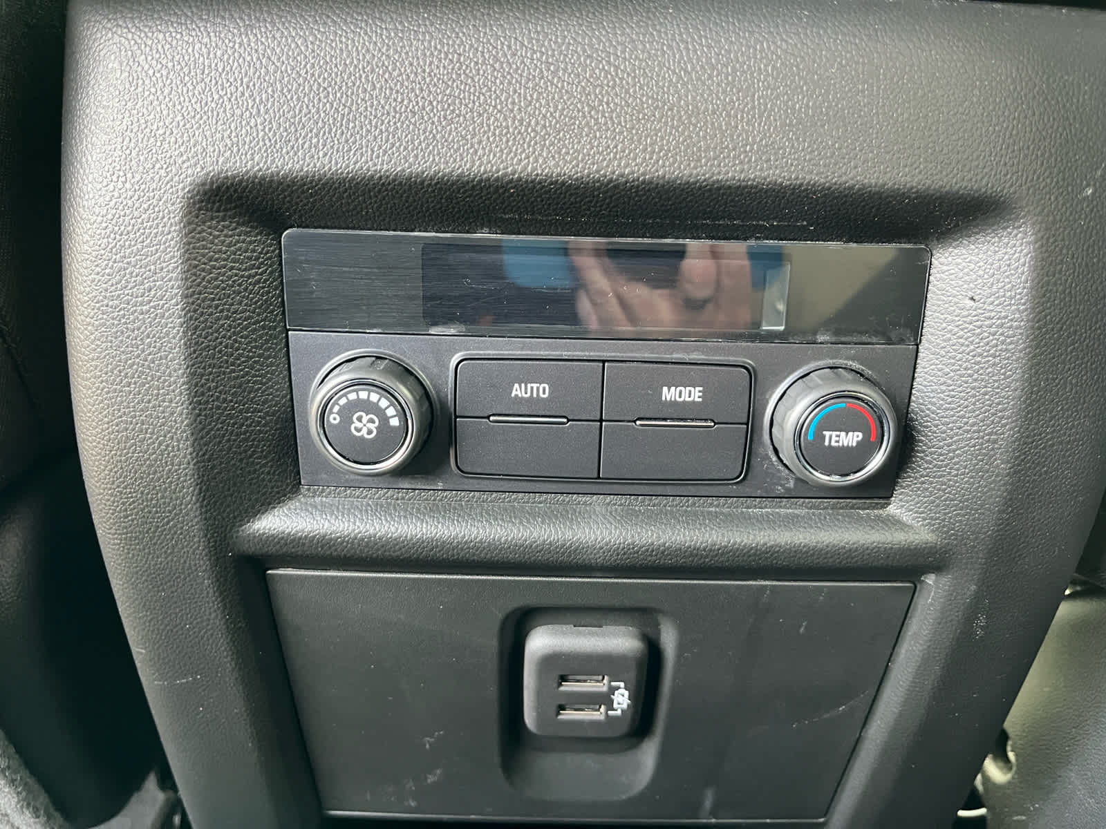 2023 Chevrolet Traverse Cloth photo 37