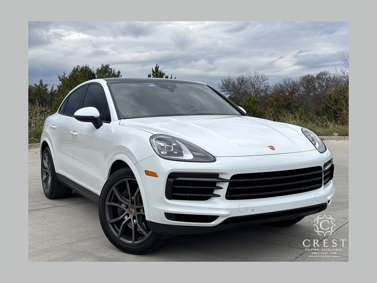 2022 Porsche Cayenne Coup Platinum Edition's photo