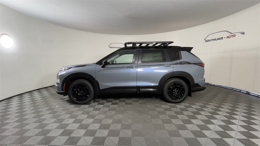 2025 Mitsubishi Outlander S-AWC photo 3