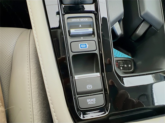 2025 Honda Accord Hybrid Touring photo 32