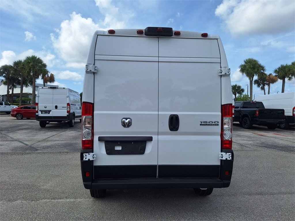 2025 Ram ProMaster 1500 photo 2