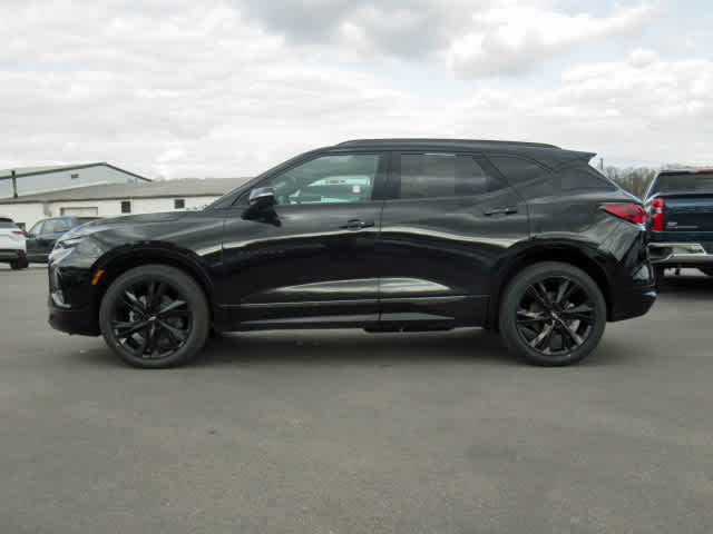 2021 Chevrolet Blazer RS photo 2
