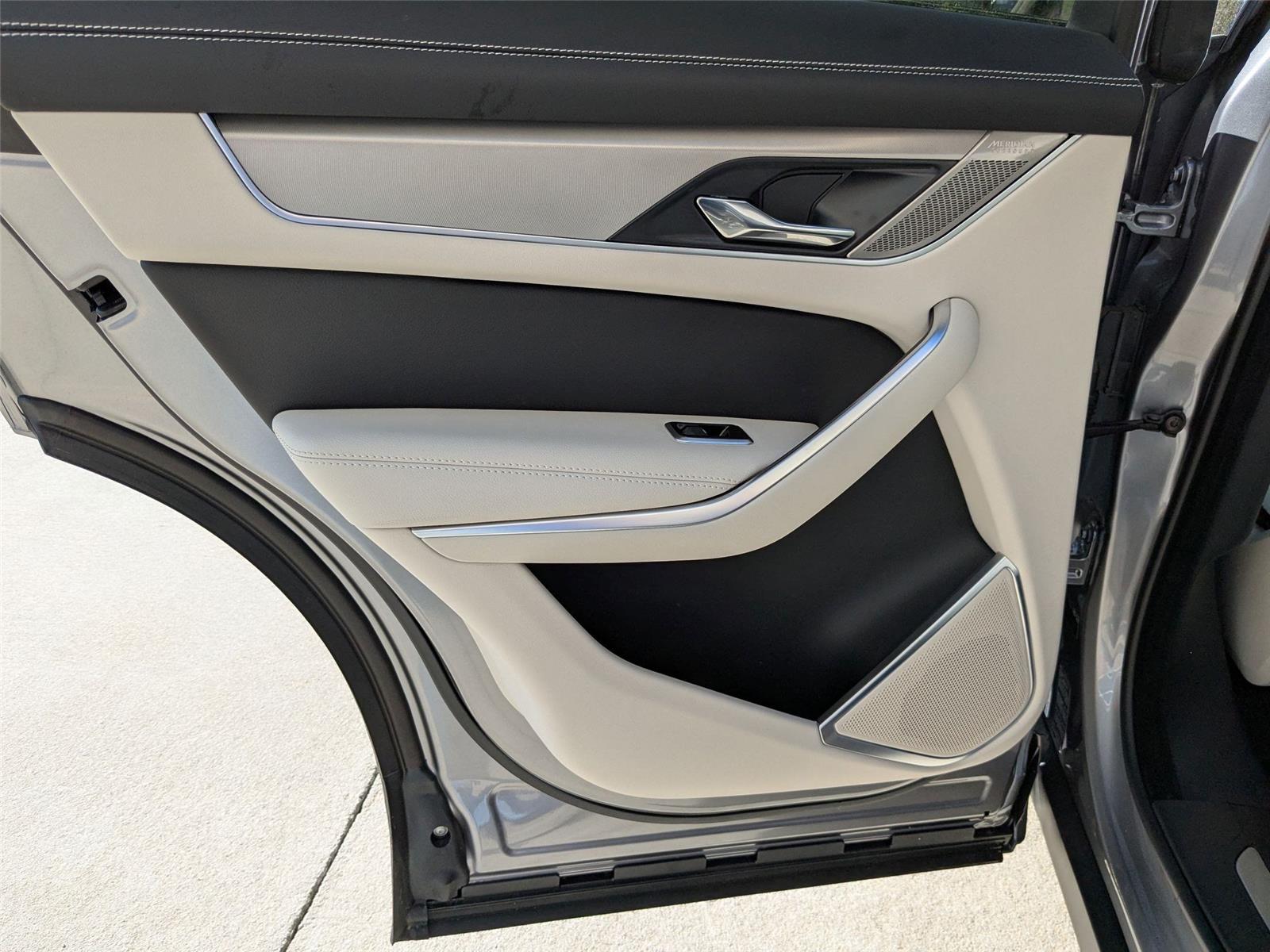 2026 Jaguar F-PACE P250 R-Dynamic S photo 20