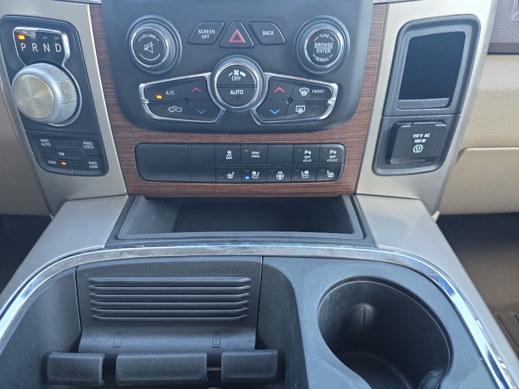 2017 Ram 1500 Laramie photo 15