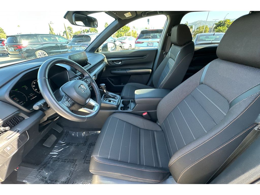 2025 Honda CR-V Hybrid Sport photo 9