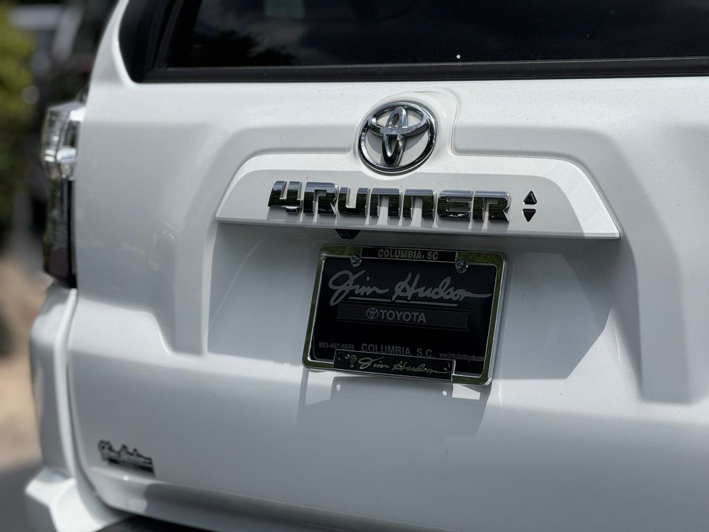 2024 Toyota 4Runner SR5 photo 10