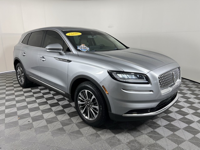 2022 Lincoln Nautilus Base's photo