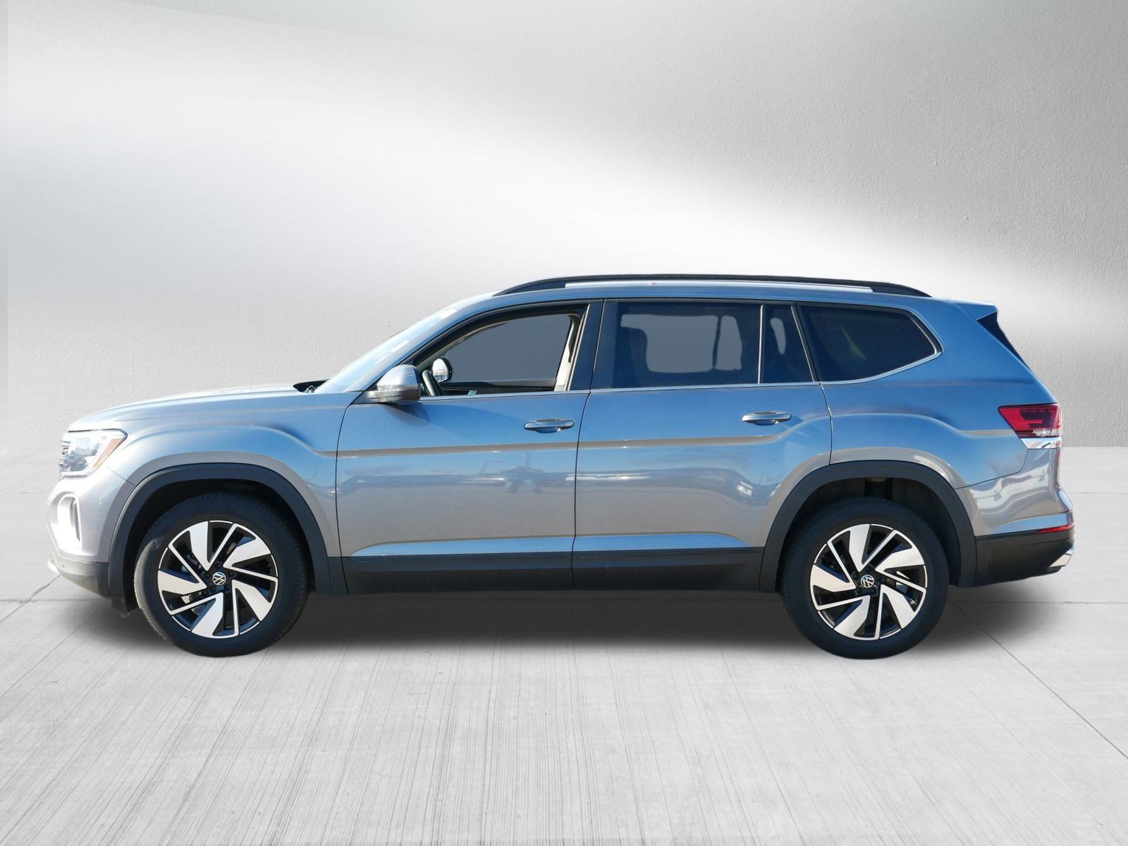 2024 Volkswagen Atlas SE Technology photo 4