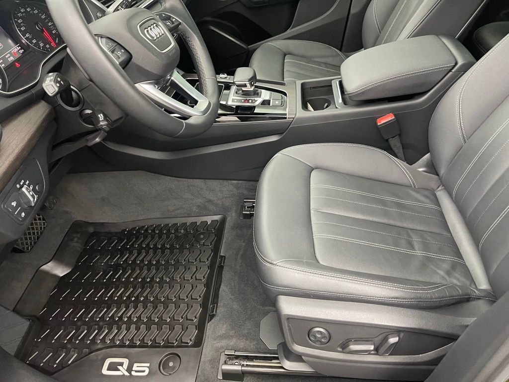 2022 Audi Q5 45 S line Premium photo 20