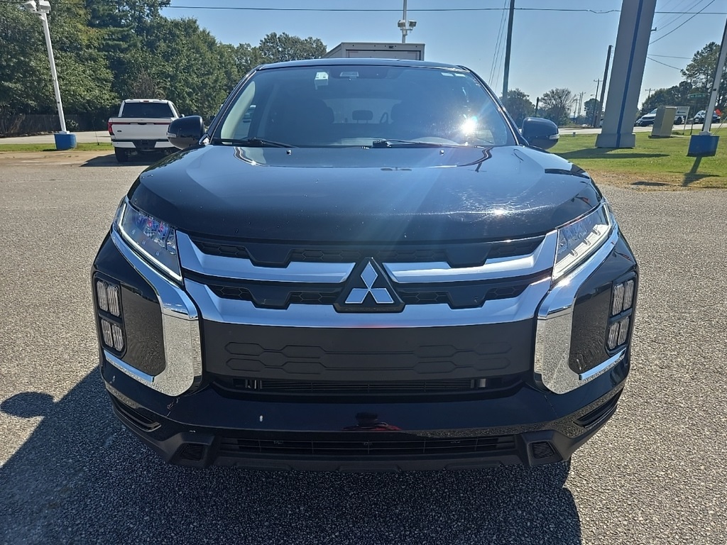 2024 Mitsubishi Outlander Sport SE photo 2