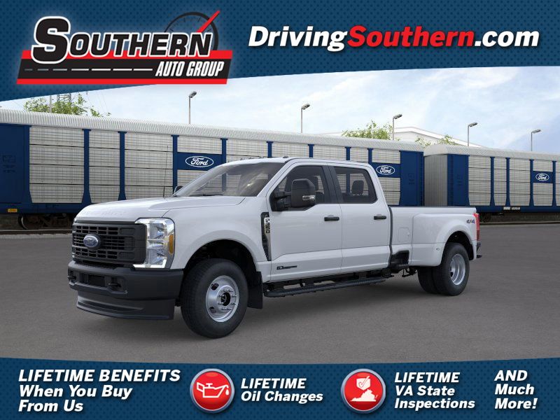 2026 Ford F-350 Super Duty XL's photo