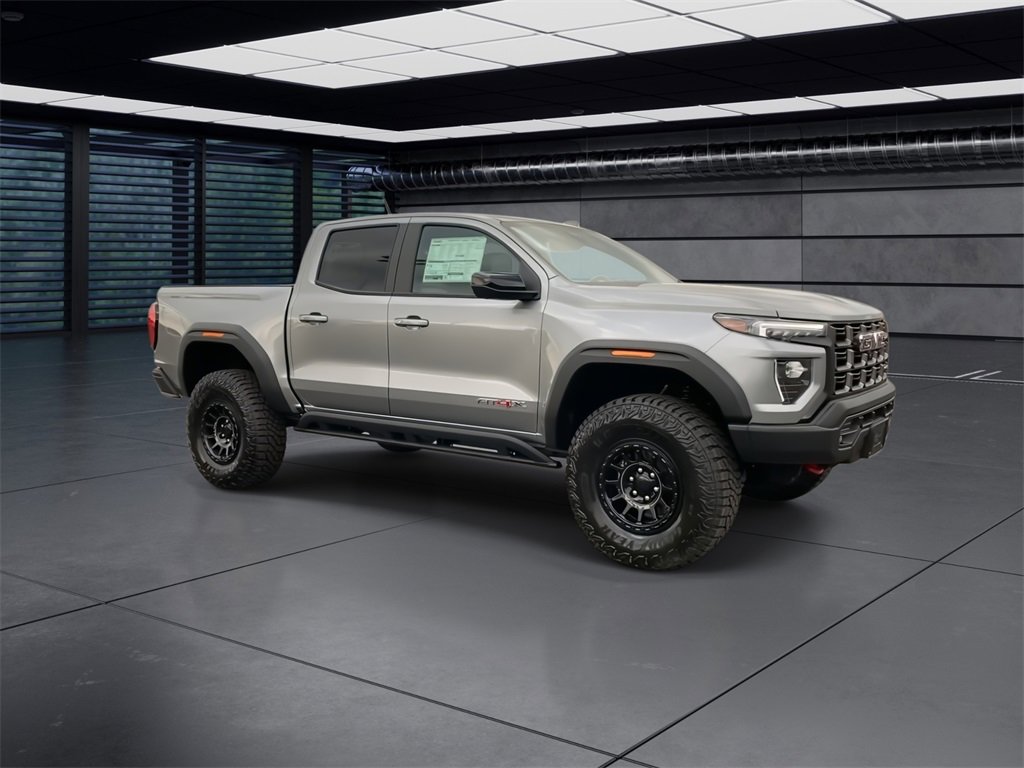 2024 Gmc Canyon AT4X photo 2