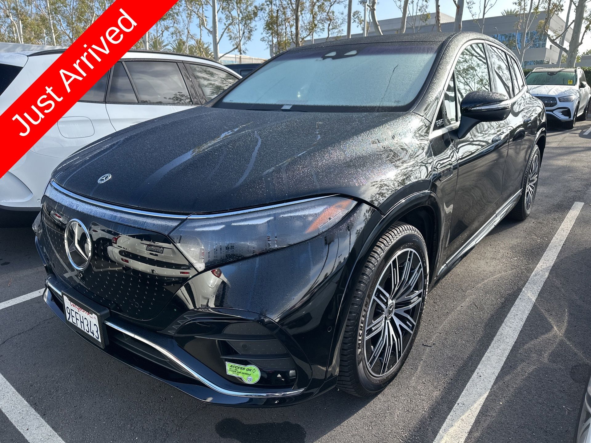 2023 Mercedes-Benz EQS SUV Base's photo