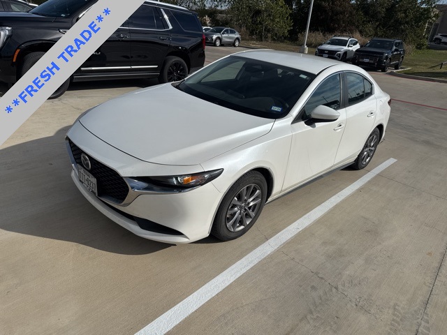 2024 Mazda Mazda3 S's photo