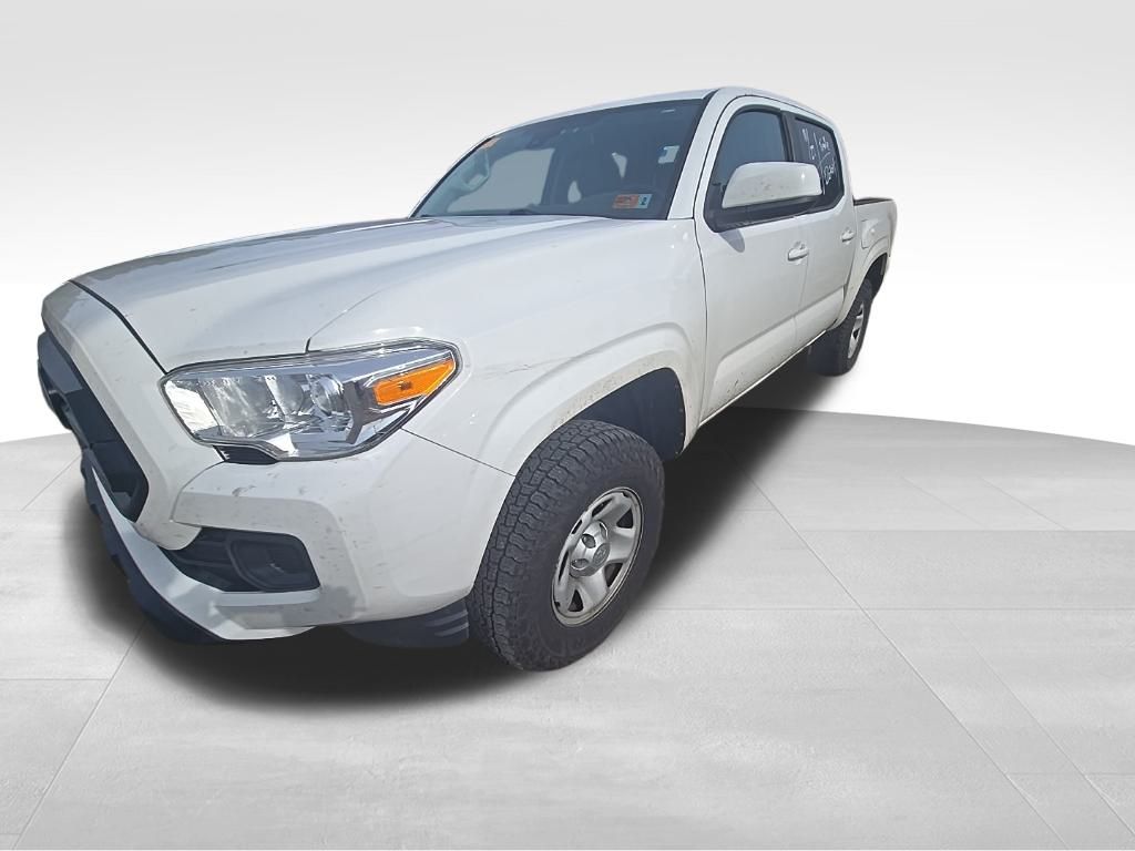 2021 Toyota Tacoma SR's photo