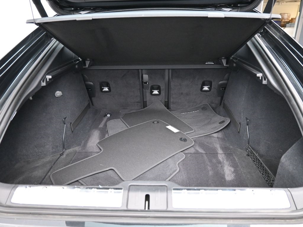 2024 Porsche Panamera Base photo 7